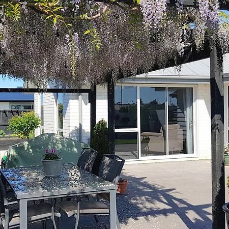 Courtenay B & B Kaiapoi ภายนอก รูปภาพ