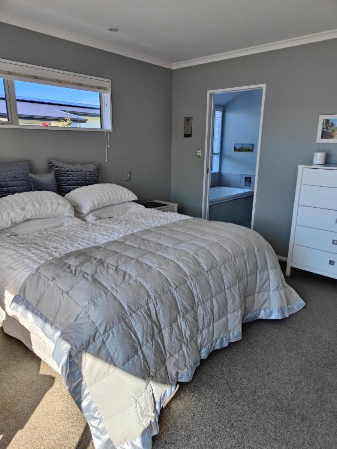 Courtenay B & B Kaiapoi ภายนอก รูปภาพ